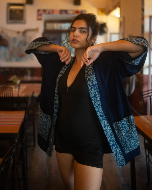 Handcrafted Short Kimono for Women With Plain Pockets