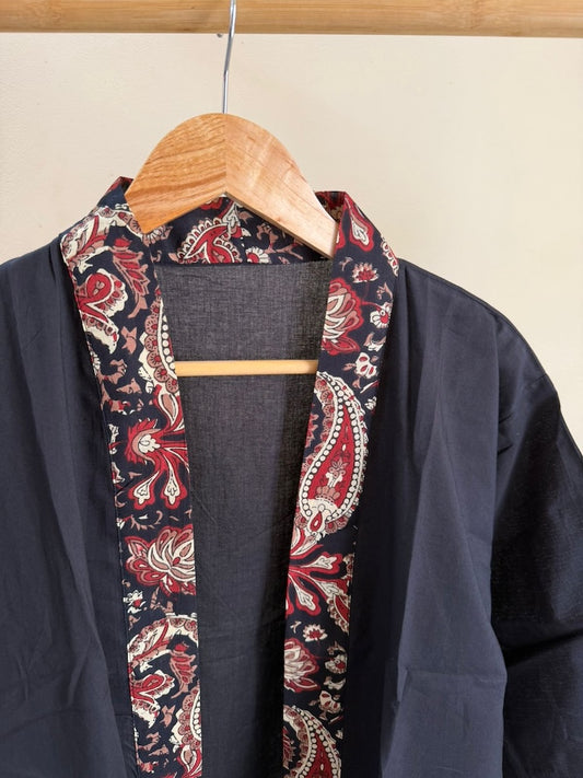 Beautiful Vintage Handcrafted Cotton Shrugs With Solid Sleeves