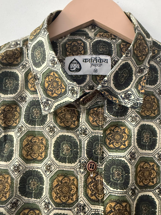 Cubical Print Abstract Cotton Shirt for Men