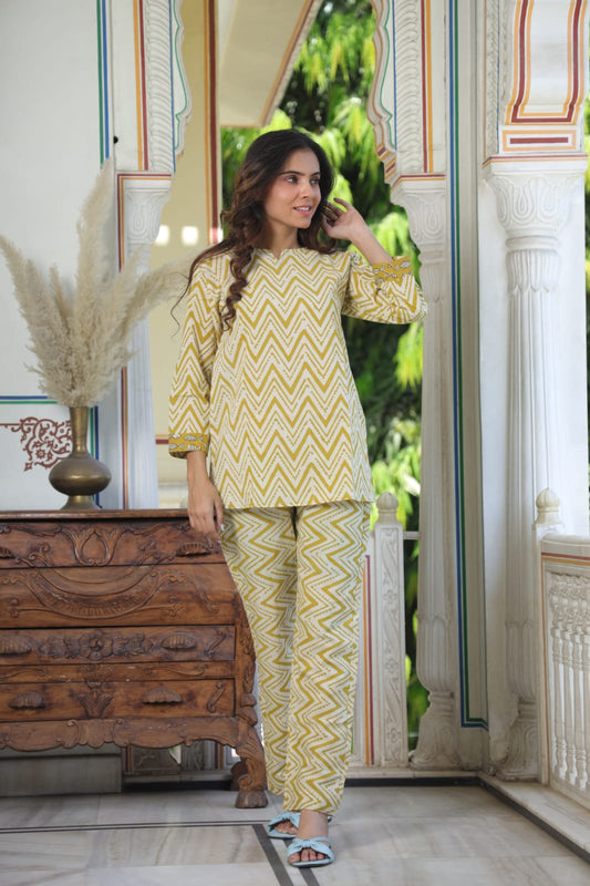 women collection of night suit set