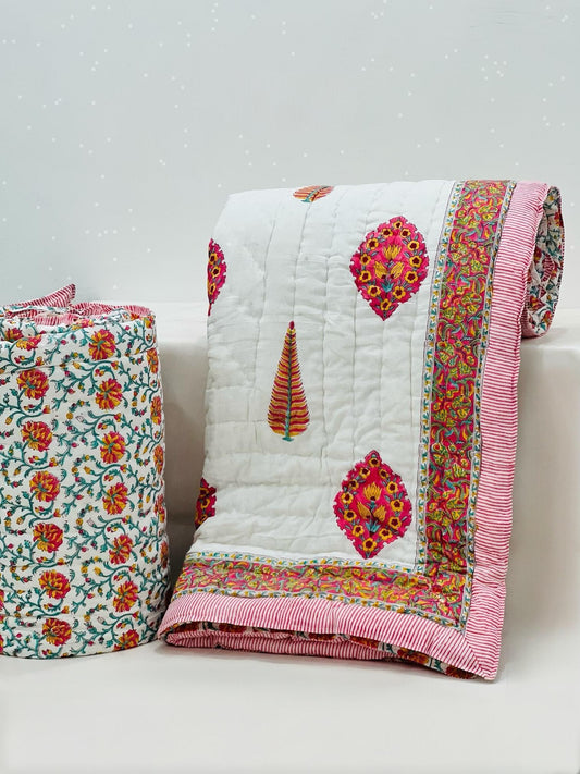 PREMIUM JAIPURI BLOCK DOUBLE BED HAND QUILT ( RAZAI ) 90X108