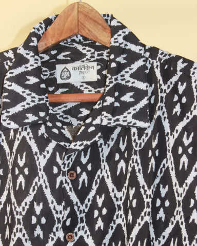 Geometric Print Black Cuban Collar Shirt