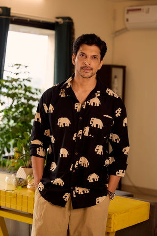 Bold Black Elephant Print Full Sleeve Shirt for Men