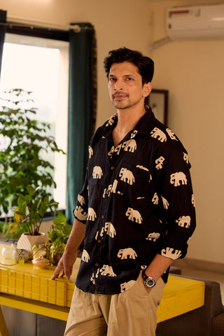 Bold Black Elephant Print Full Sleeve Shirt for Men