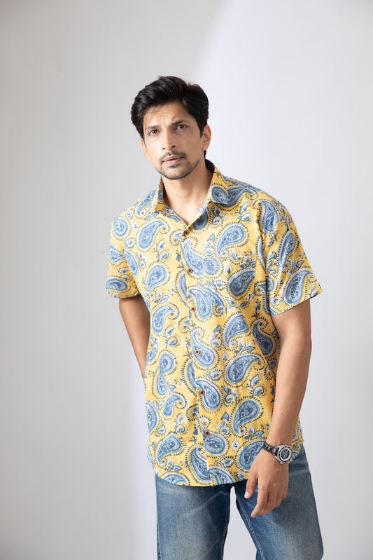 Yellow Half Sleeve Traditional Paisley Print Shirt Men