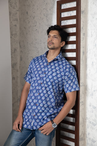 Blue Motif Print Classic Cotton Indigo Half Shirt for Men