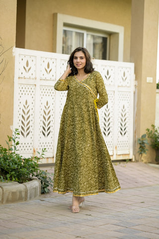 Anarkali kurti Set with Gota lace