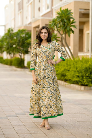 Anarkali kurti Set with Gota lace