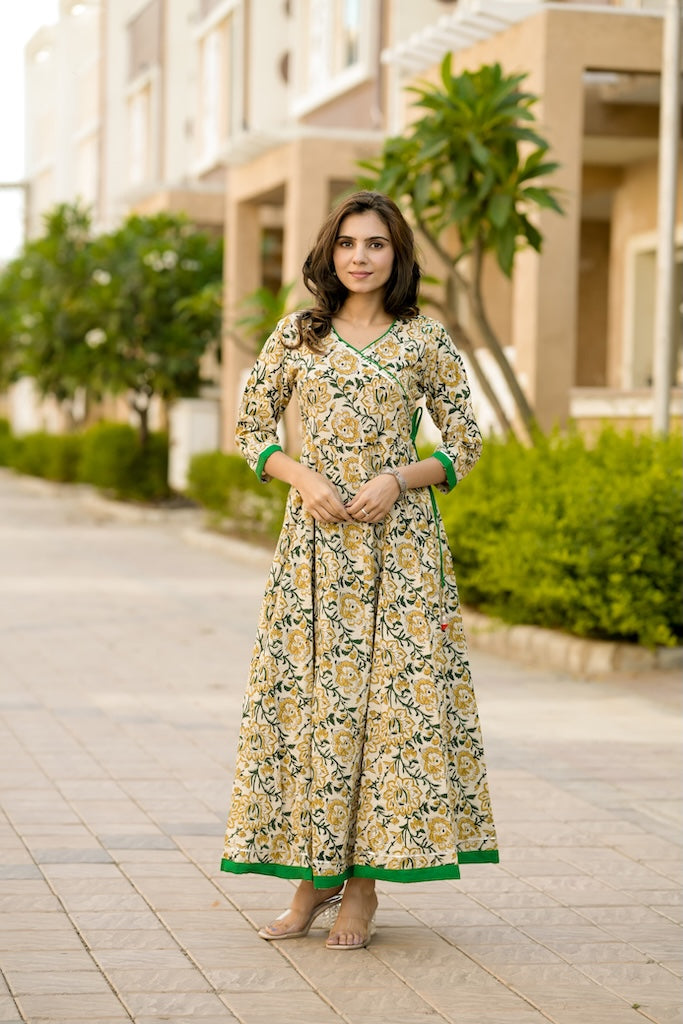 Anarkali kurti Set with Gota lace