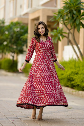 Anarkali kurti Set with Gota lace