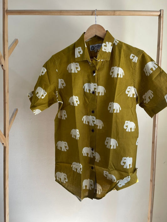 Classic Bold Elephant Print Half Sleeve Shirt for Women