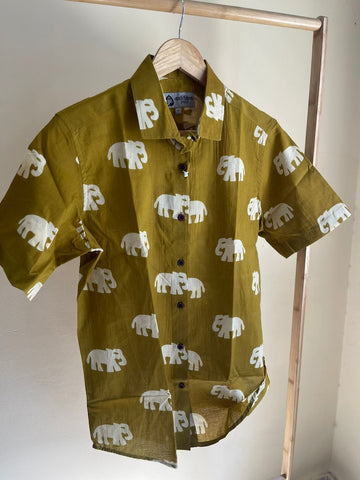 Classic Bold Elephant Print Half Sleeve Shirt for Women