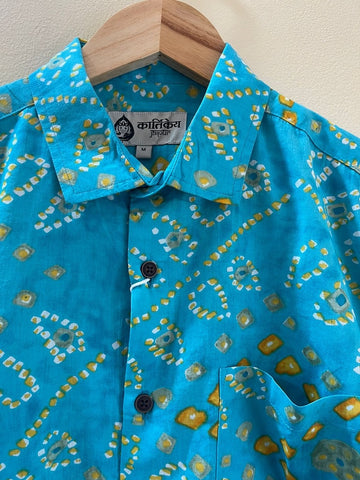 Traditional Turquoise Bandhani Print F/S Shirt for Men - Festive Edit