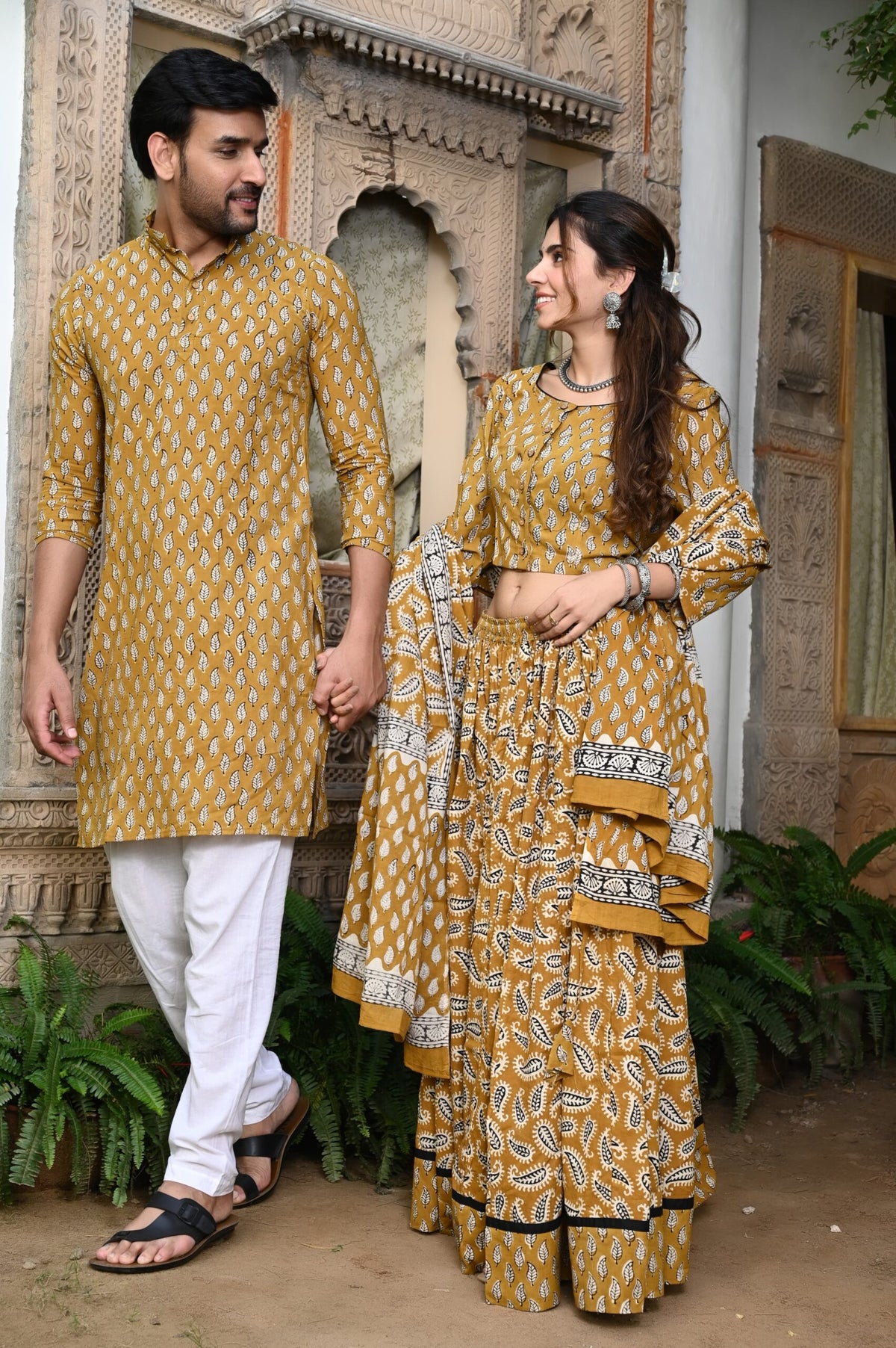 COUPLE-LEHENGA-KURTA (34)