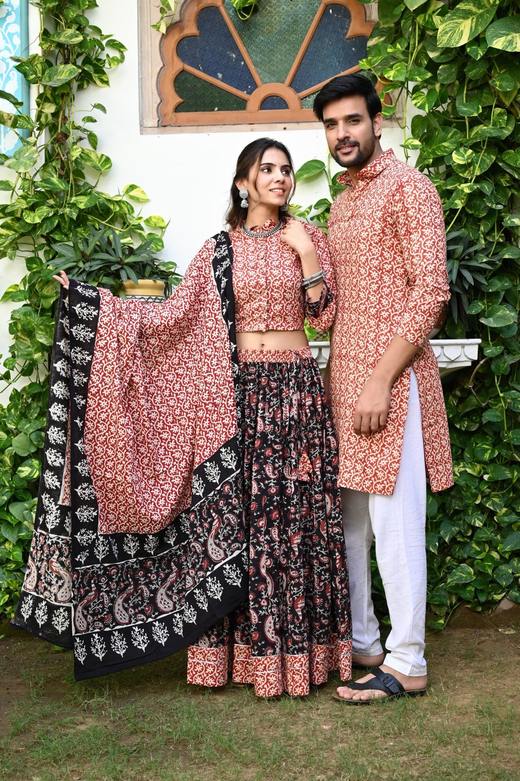 COUPLE-LEHENGA-KURTA (84)