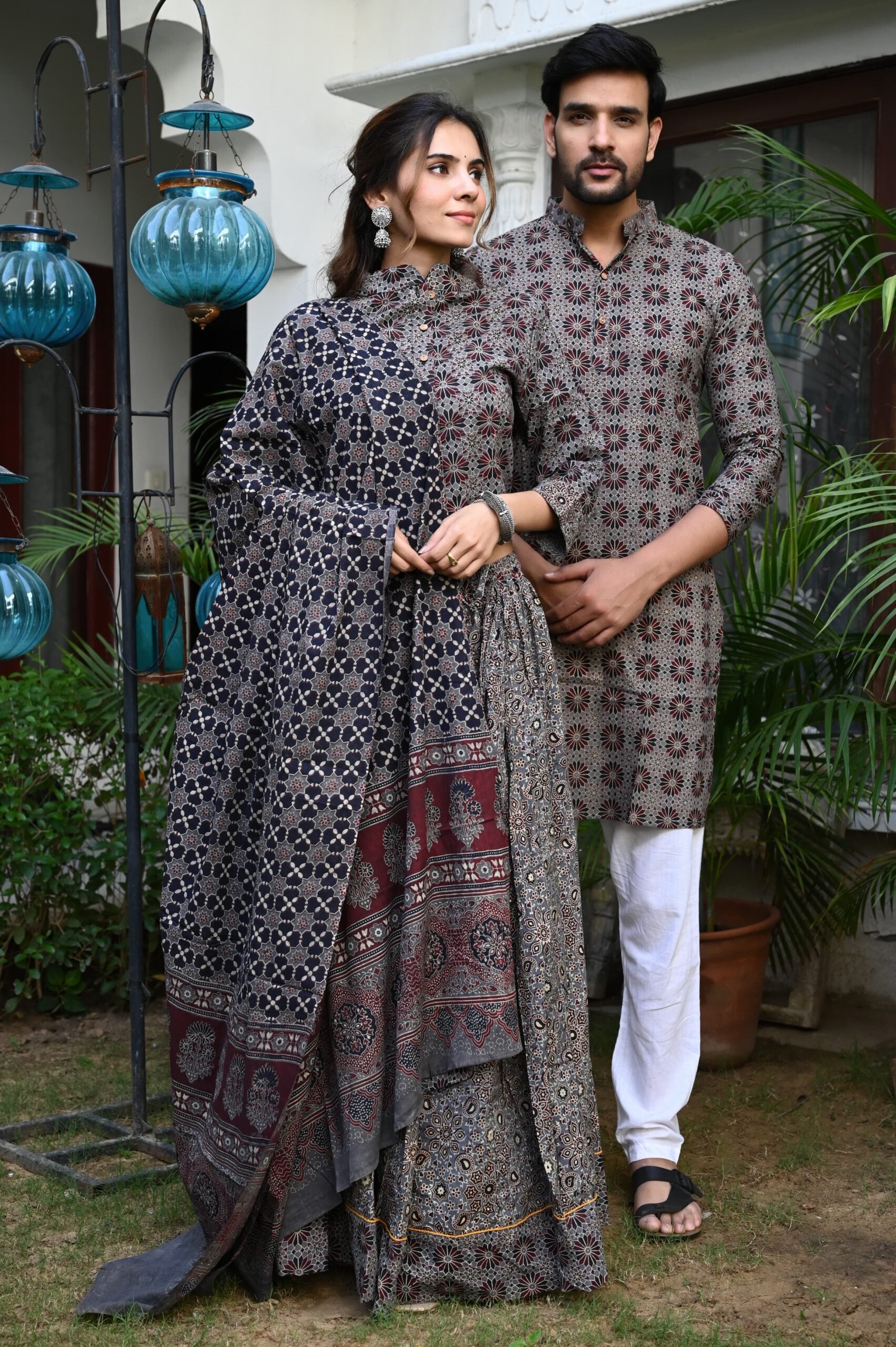 COUPLE-LEHENGA-KURTA (92)