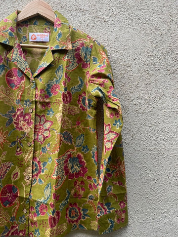 Floral Print Full Sleeve Cotton Shirt for Womens