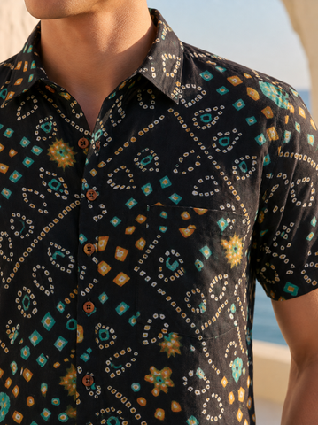 Cotton Black Half Sleeve Bandhej Shirt for Men