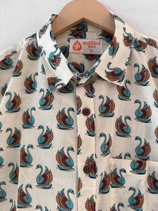 Cute Swan Print Cotton Half Sleeve Shirt for Men