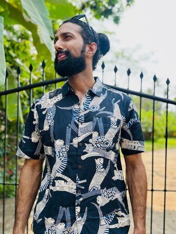 Sphynx Cat Print Cotton Classic Half Shirt for Men - Black