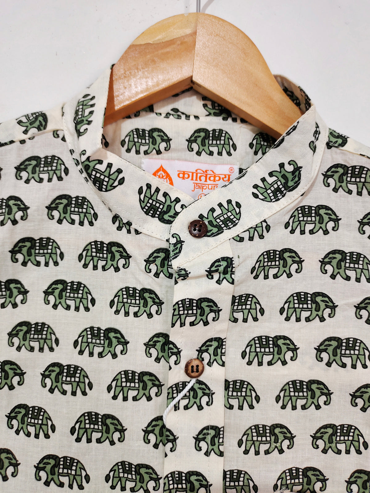 Traditional Elephant Print Cotton Shirt For Mens - Green