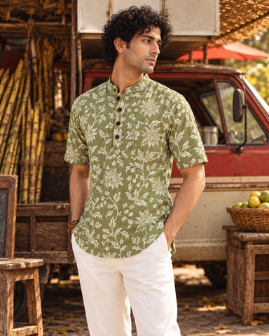 Kalamkari Print Half Sleeve Cotton Short Kurta for Men