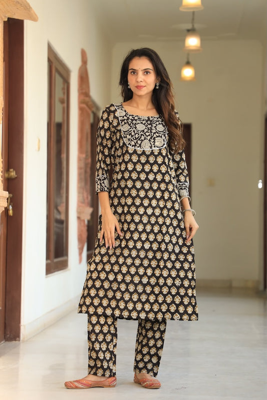 Handprinted Kurti Payjama