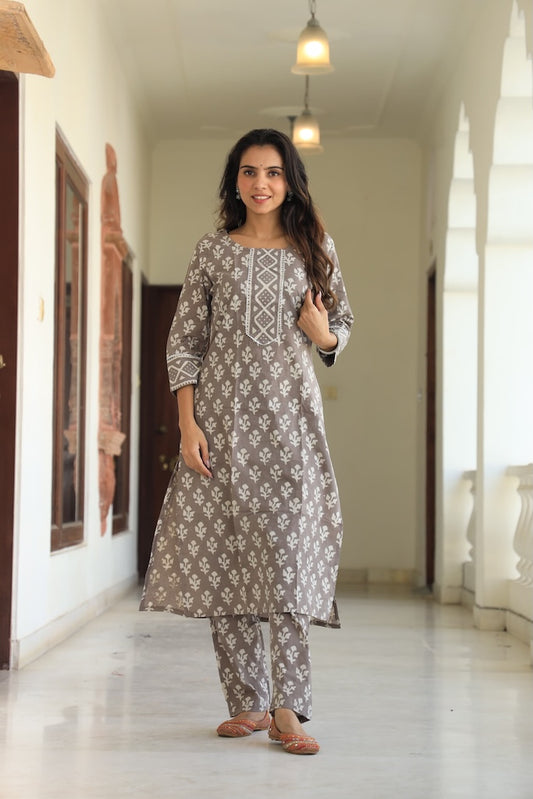 Handprinted Kurti Payjama