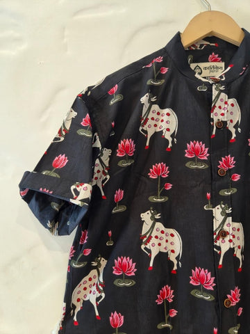 Pichwai Cow Half Sleeve Cotton Shirt for Men