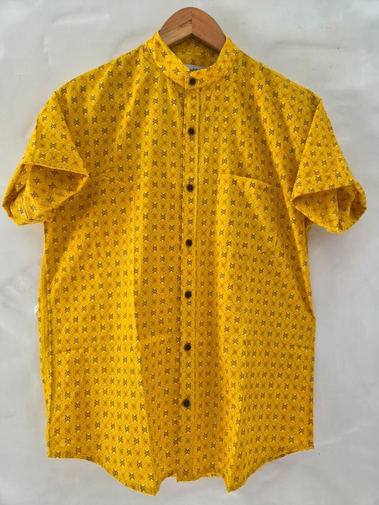 Haldi Print Half Sleeve Cotton Shirt for Men - Mandarin