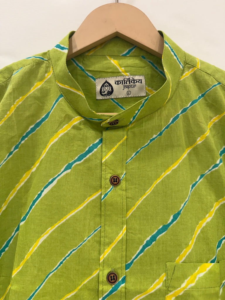 Lehariya Print Half Sleeve Cotton Shirt for Men - Mandarin
