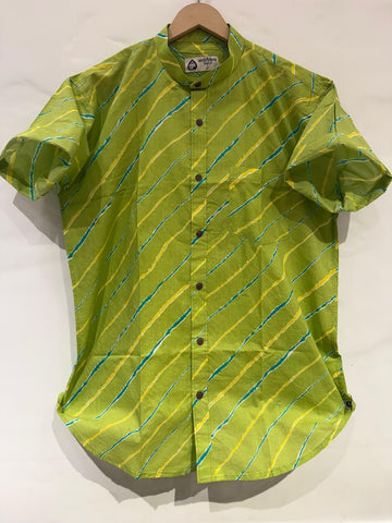 Lehariya Print Half Sleeve Cotton Shirt for Men - Mandarin