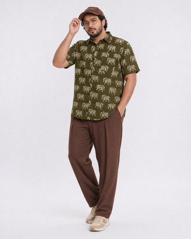 Olive Green Classic Elephant Print Half Sleeve Plus Size Shirt for Men