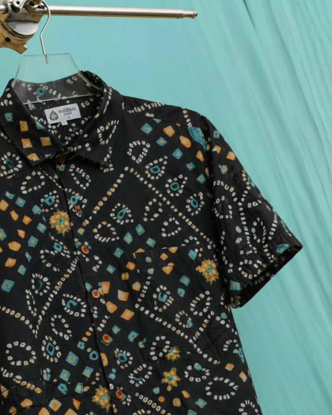 Cotton Black Half Sleeve Bandhej Shirt for Men