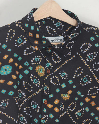 Cotton Black Half Sleeve Bandhej Shirt for Men