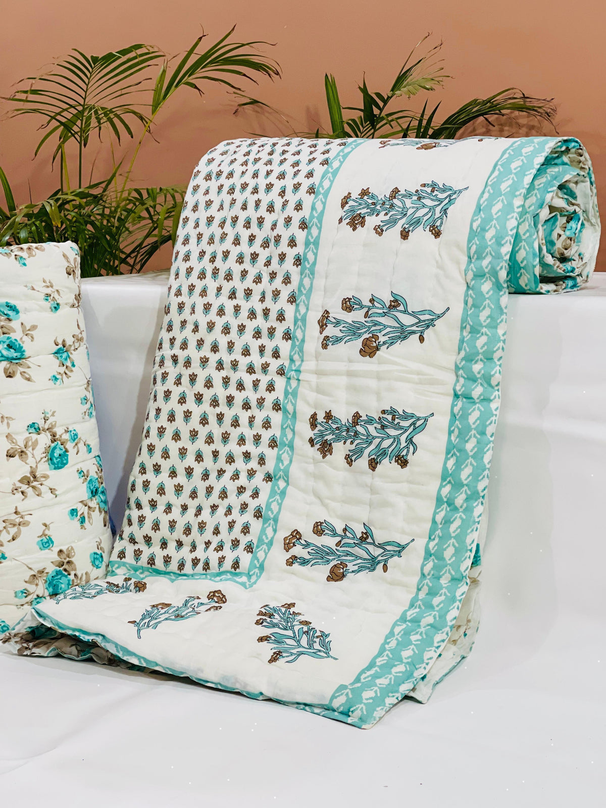 PREMIUM JAIPURI BLOCK DOUBLE BED HAND QUILT ( RAZAI )
