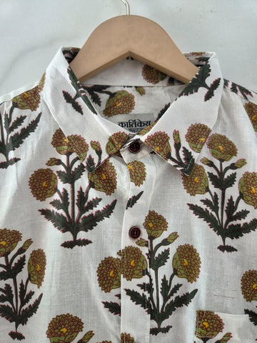 Traditional Print Half Sleeves Cotton Shirt for Men