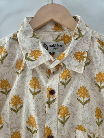 Traditional Print Half Sleeves Cotton Shirt for Men