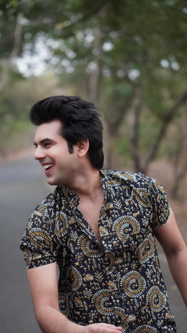 Tribal Print Vintage Cotton Shirt for Men - Yellow