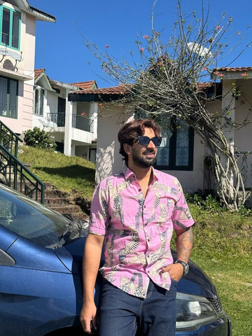 Sphynx Cat Print Cotton Classic Half Shirt for Men - Pink