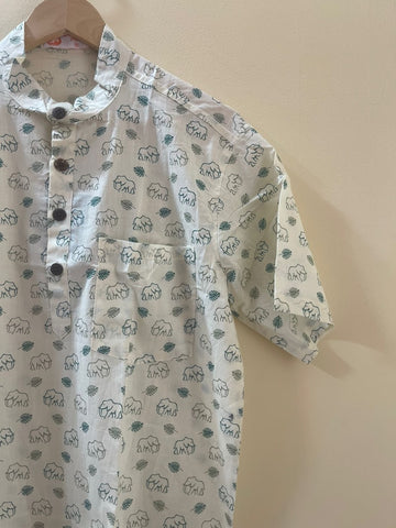 Small Elephant Print Half Sleeve Cotton Short Kurta for Men - Green