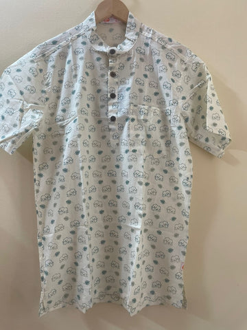 Small Elephant Print Half Sleeve Cotton Short Kurta for Men - Green