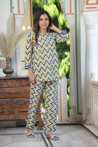 women collection of night suit set