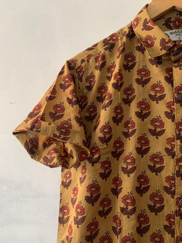 Booty Print Half Sleeve Cotton Shirt for Men