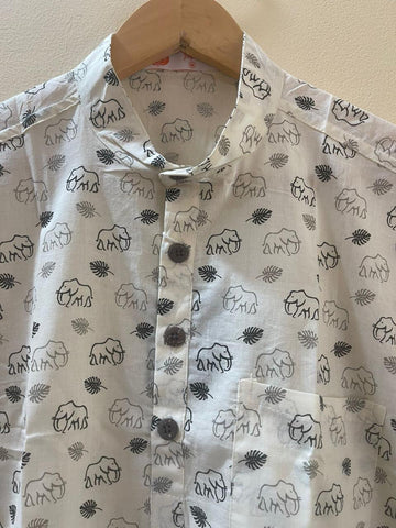 Small Elephant Print Half Sleeve Cotton Short Kurta for Men - Black