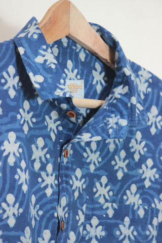Classic Organic Indigo Print Men's Half Sleeves Shirt