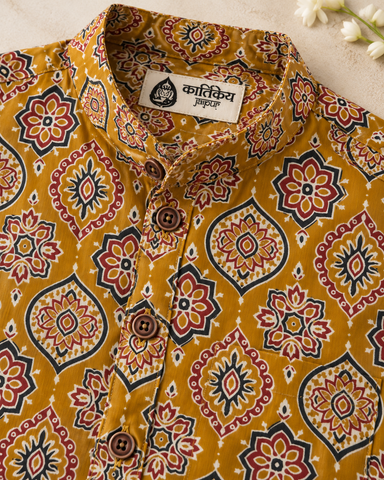 Kalamkari Print Half Sleeve Cotton Short Kurta for Men