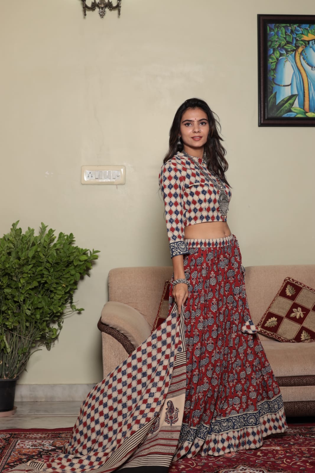 Buy Womens Lehenga Set / Teens Crop Top Lehenga / Indian Crop Top Skirt USA  / Wedding Lehenga USA /sequin Lehenga Top With Silk Skirt/voggish Online in  India - Etsy