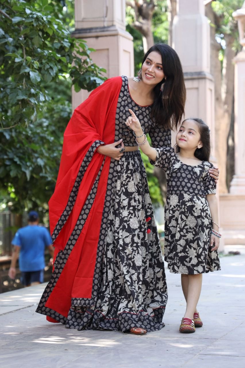 Mother Daughter Lehenga Collection